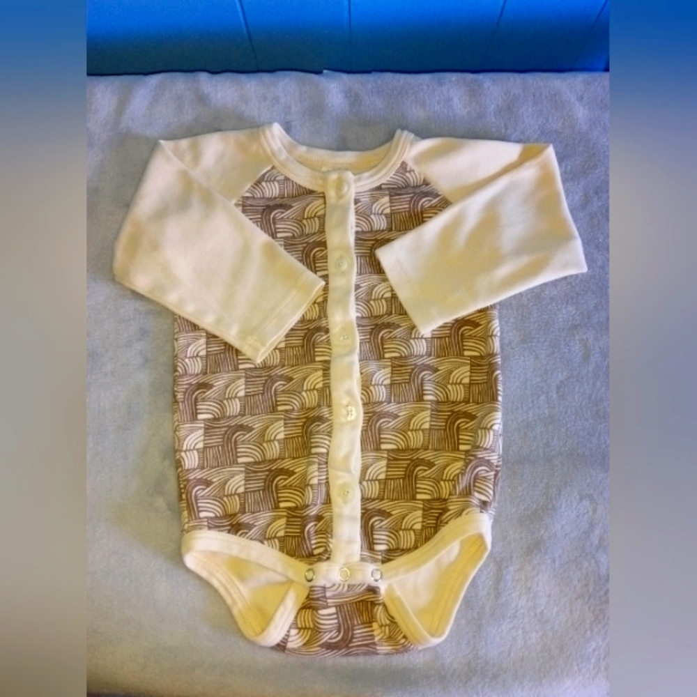 Kate Quinn Button down bodysuit 70's pattern.